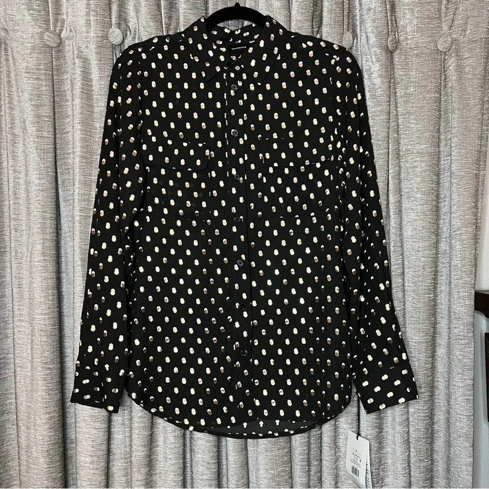 NWT Who What Wear Black Button Down Shirt with Gold & White Polka Dots Medium